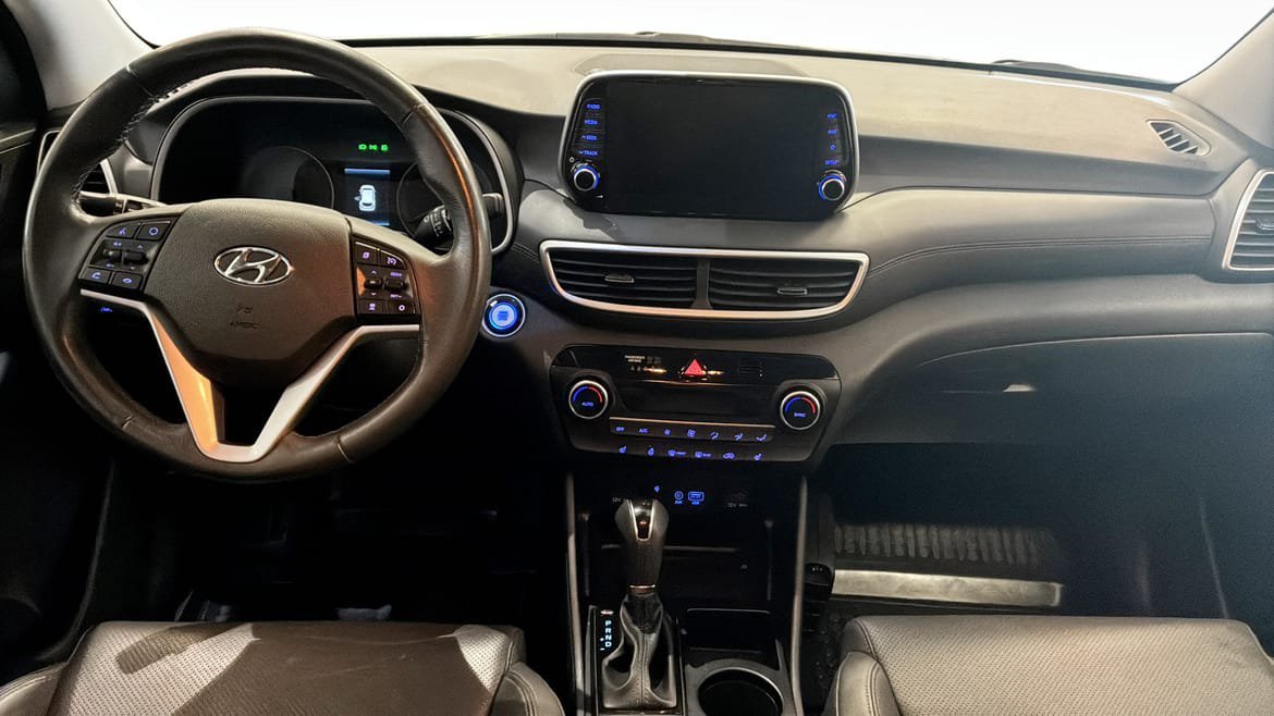 Vehicle Image 10