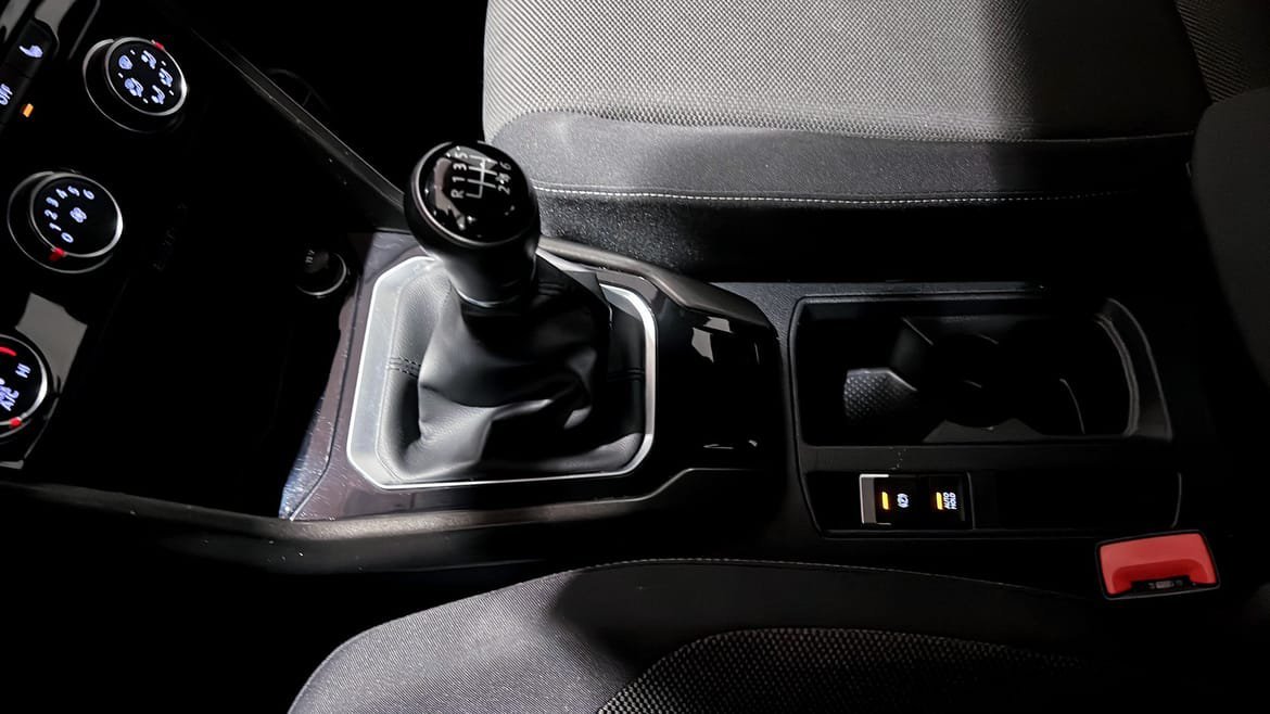 Vehicle Image 15
