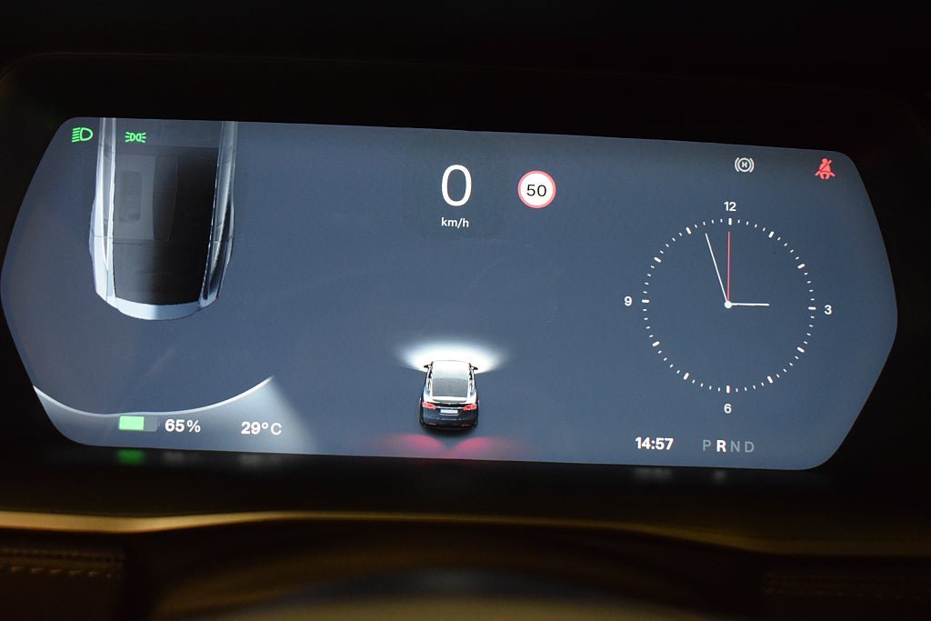 Vehicle Image 10
