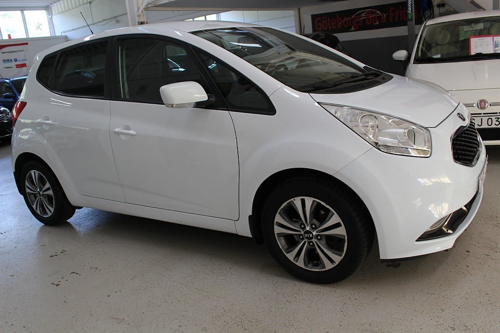 Vehicle Image 6