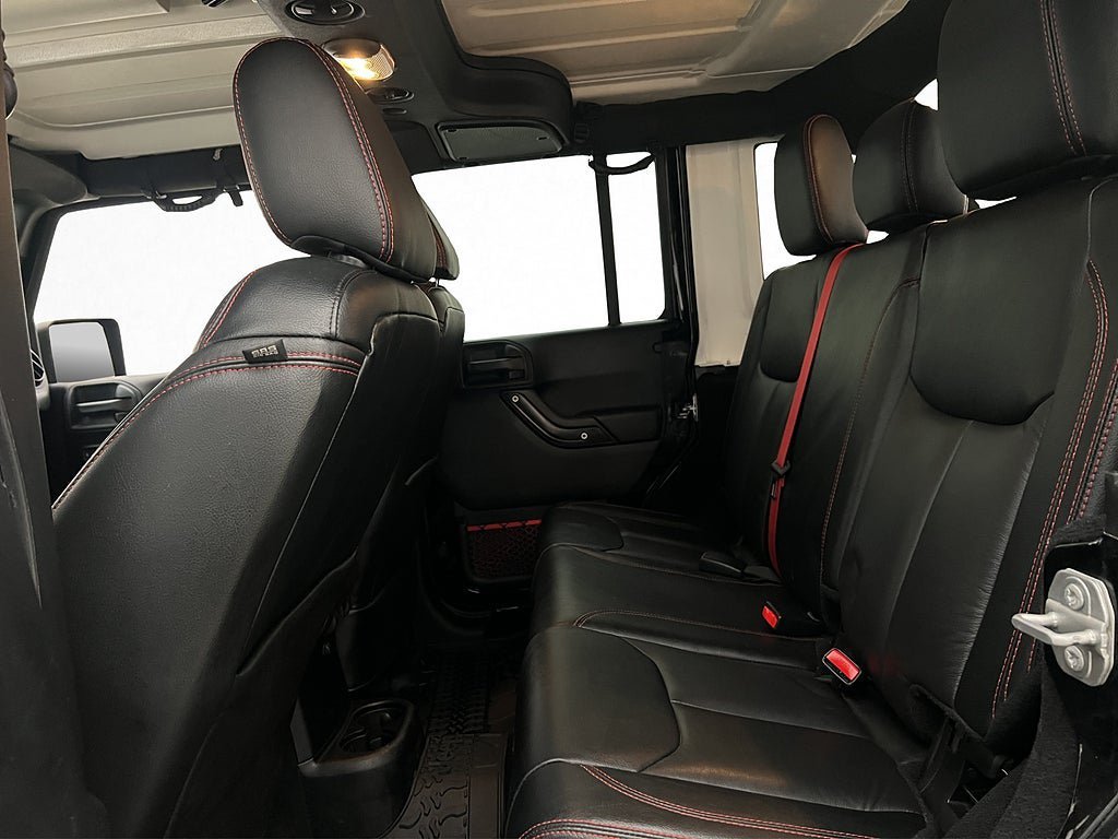 Vehicle Image 17