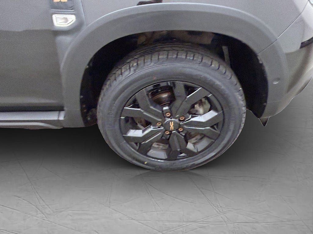 Vehicle Image 30