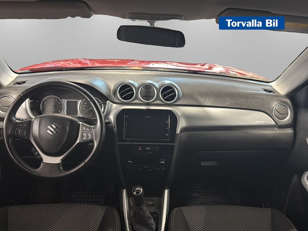 Vehicle Image 6