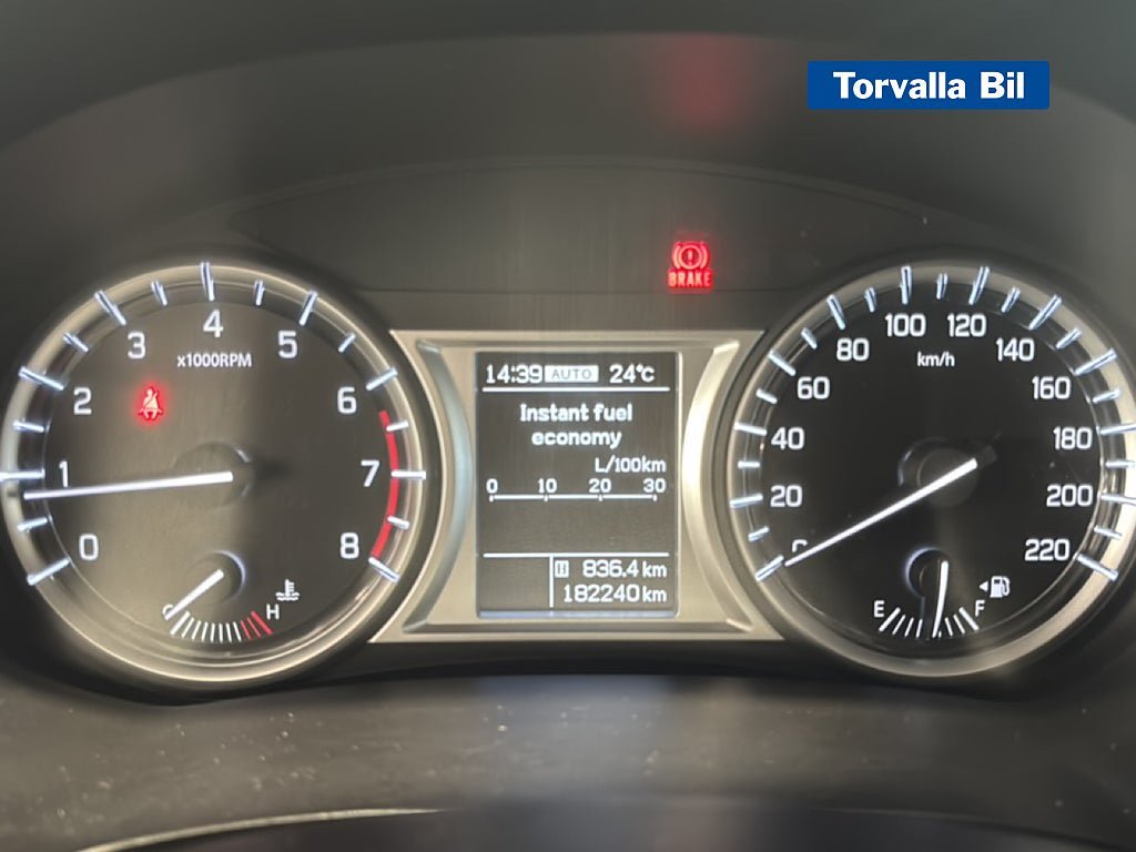 Vehicle Image 9