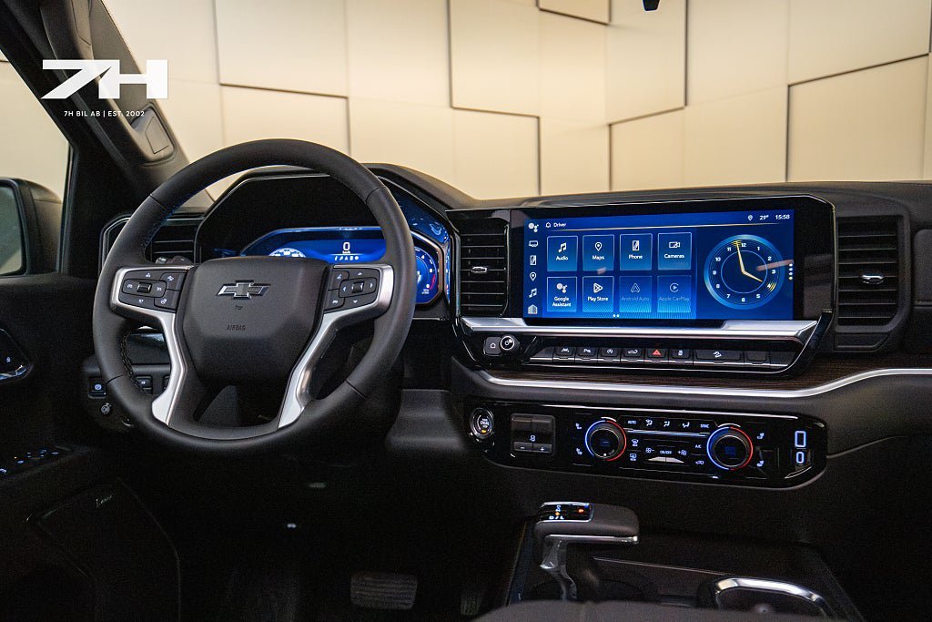 Vehicle Image 12