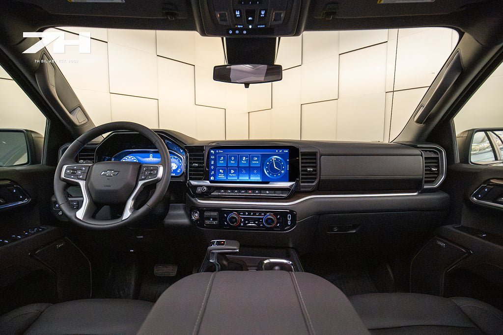 Vehicle Image 13
