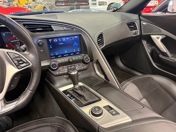 Vehicle Image 28