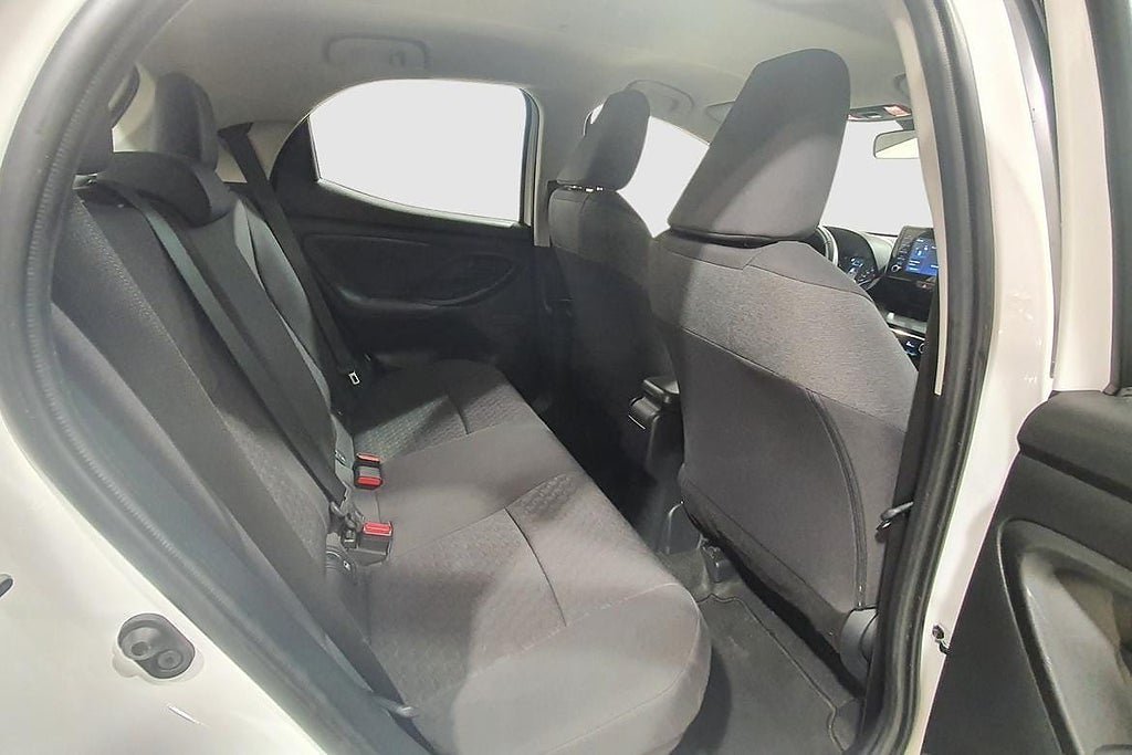Vehicle Image 18