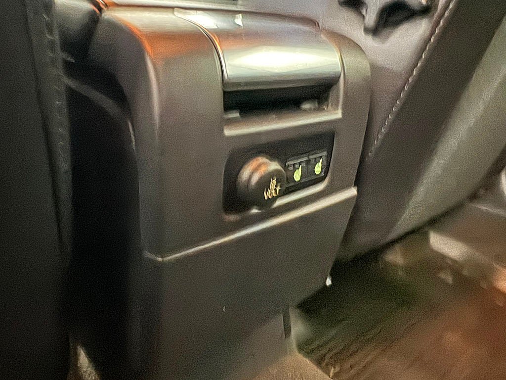 Vehicle Image 22