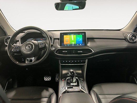 Vehicle Image 11