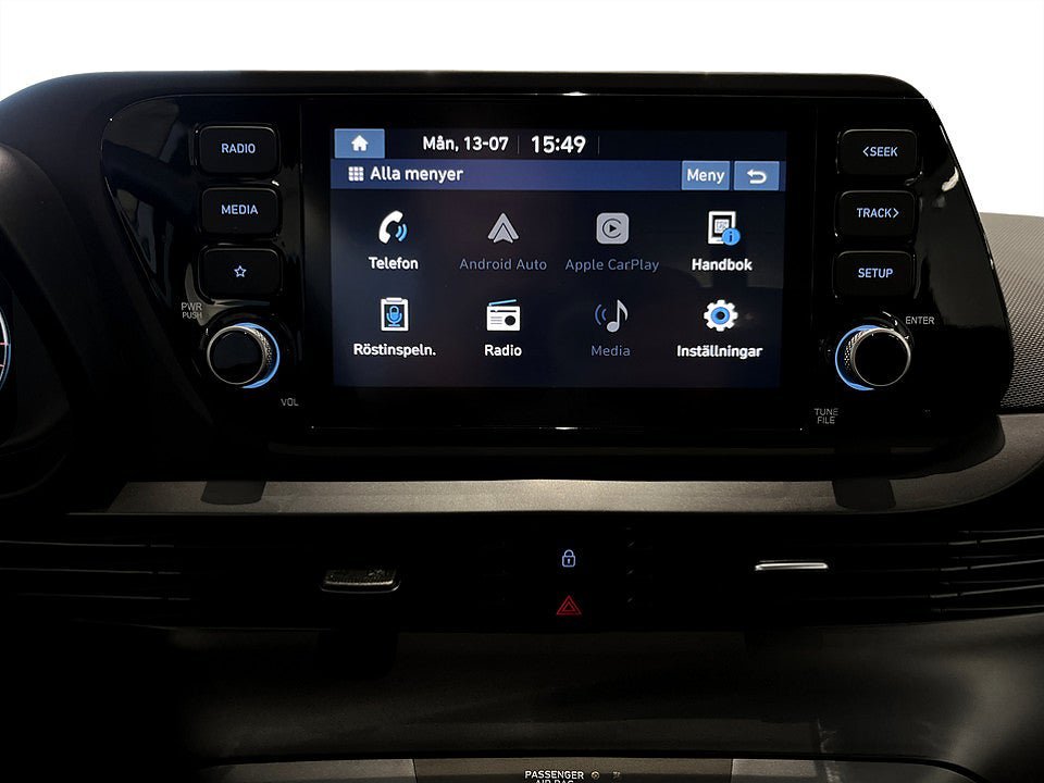Vehicle Image 13