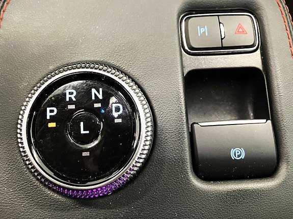 Vehicle Image 23