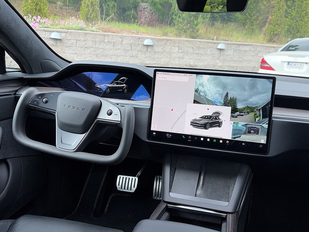 Vehicle Image 14