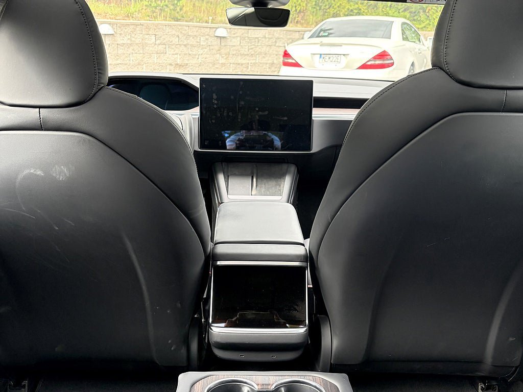 Vehicle Image 17