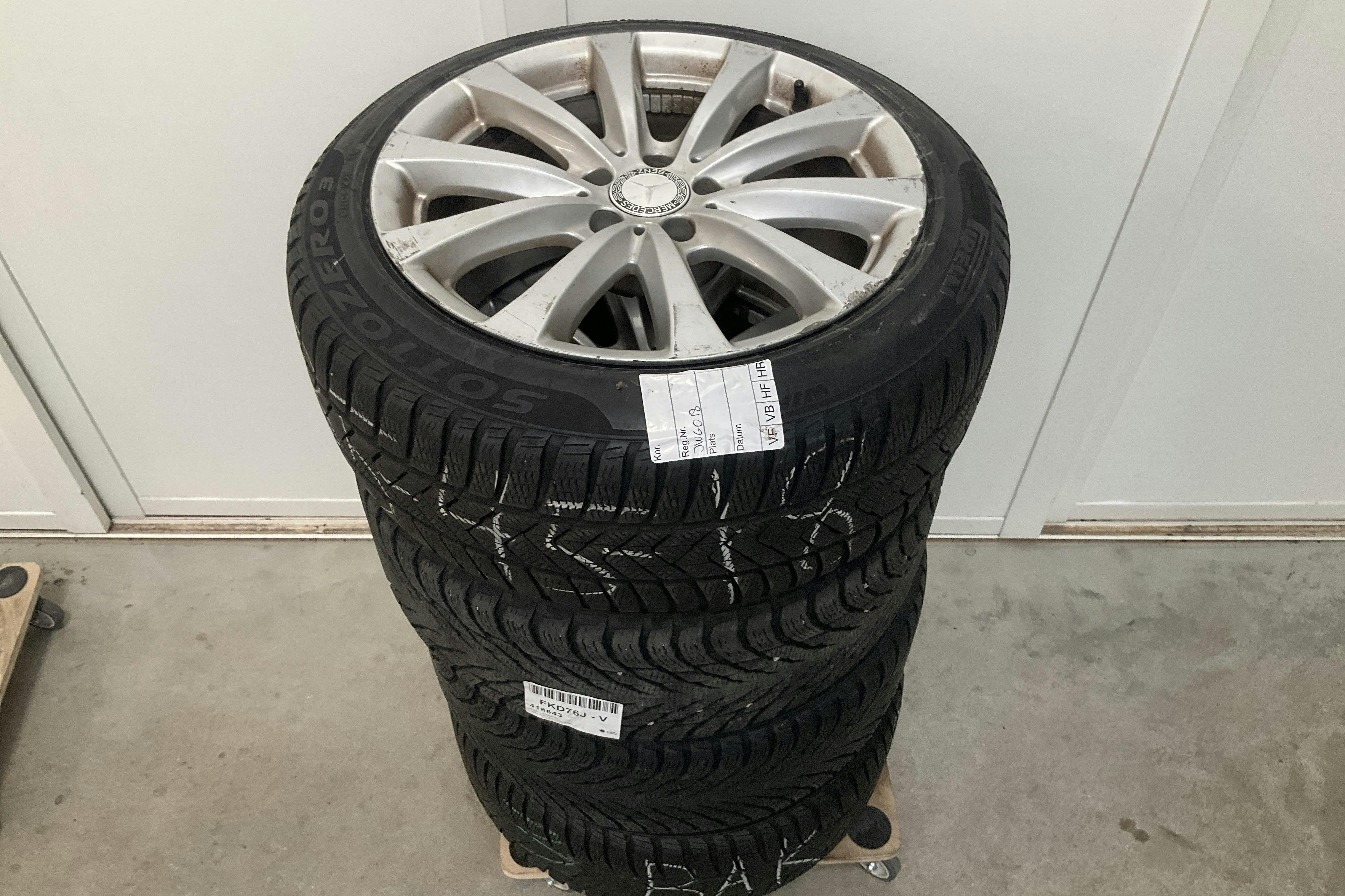Vehicle Image 14