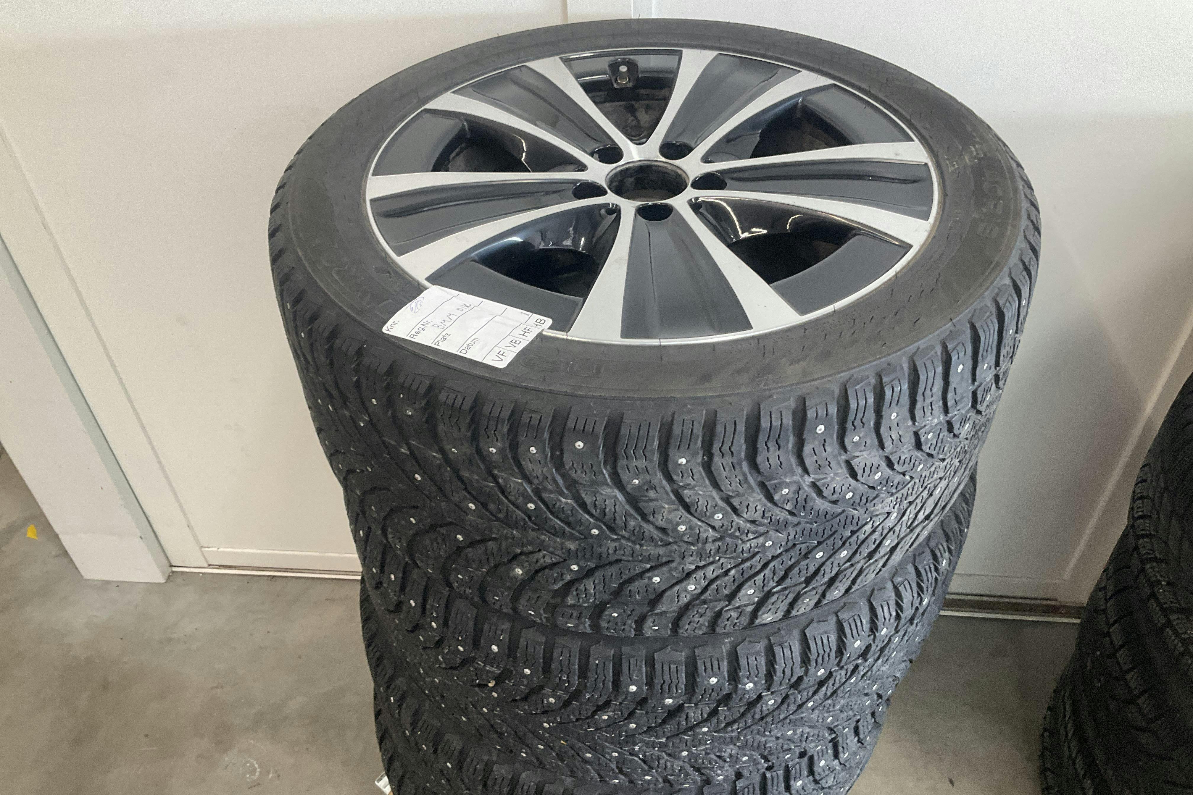 Vehicle Image 20