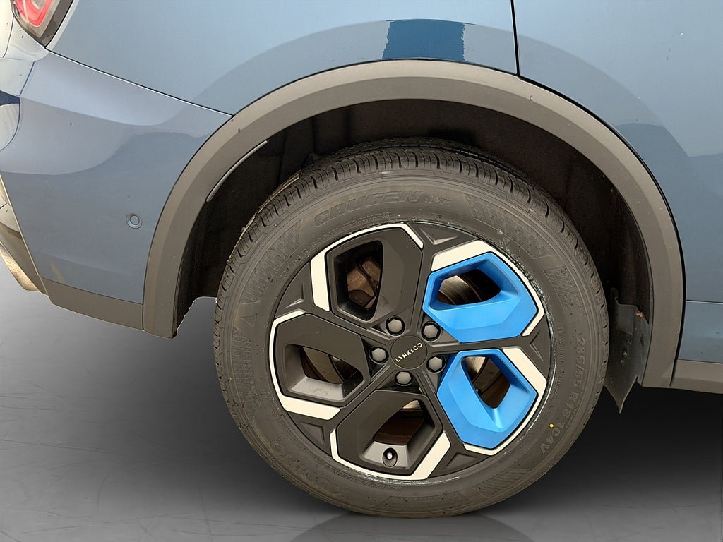 Vehicle Image 33