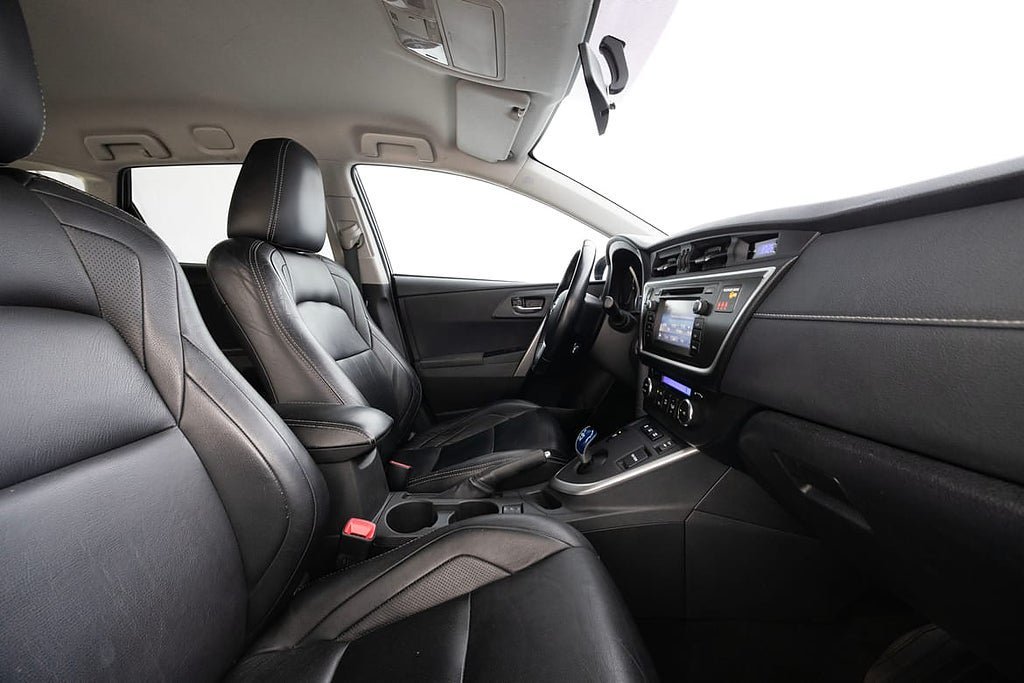 Vehicle Image 14