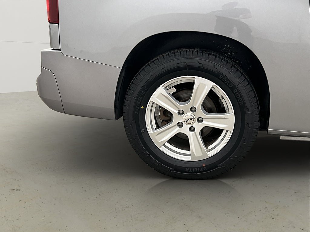 Vehicle Image 33