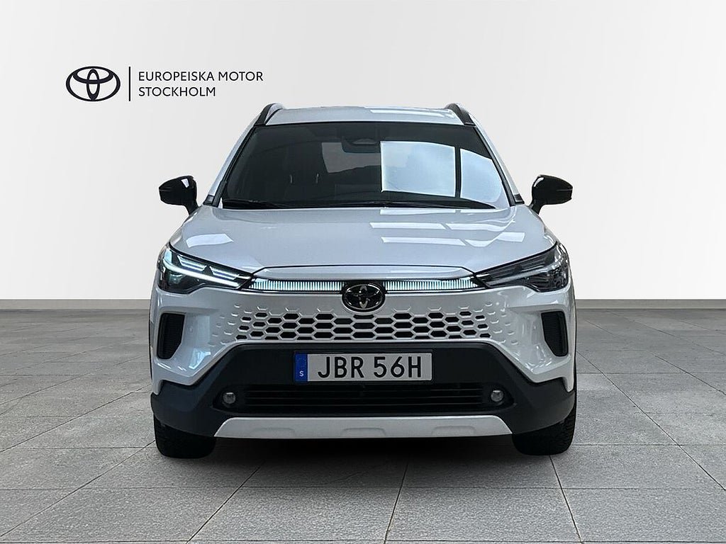 Vehicle Image 10