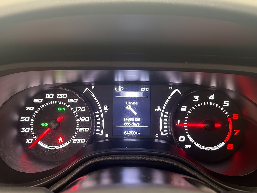 Vehicle Image 13