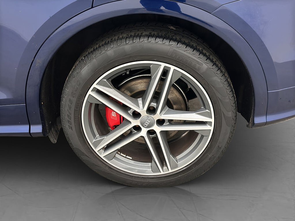 Vehicle Image 35