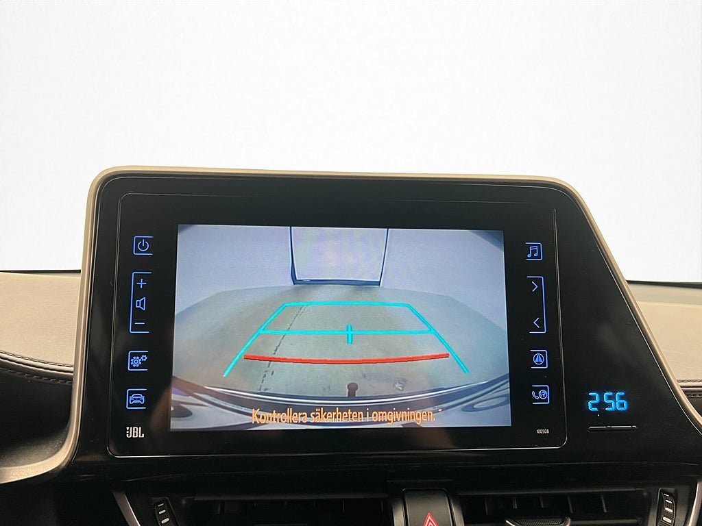 Vehicle Image 23