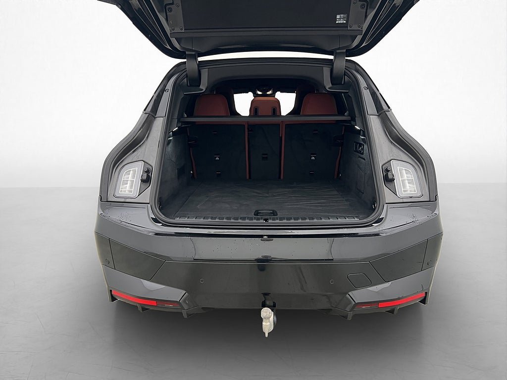 Vehicle Image 38