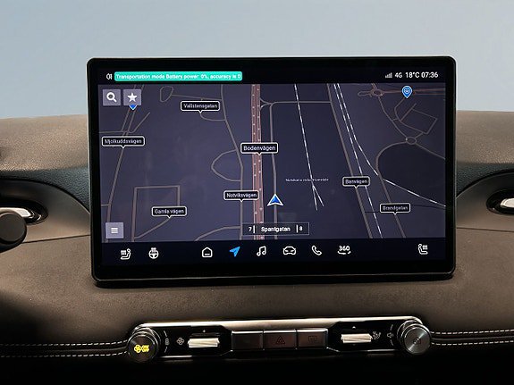 Vehicle Image 11