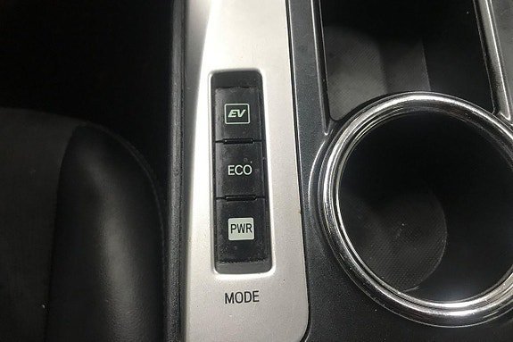 Vehicle Image 24
