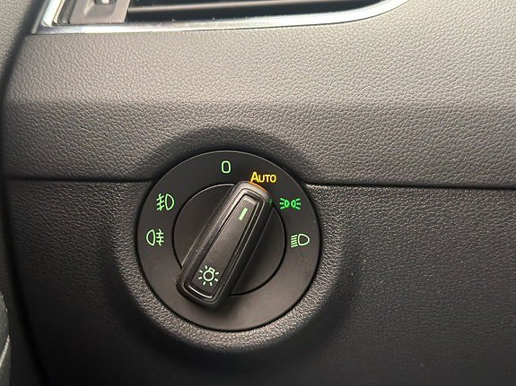 Vehicle Image 27