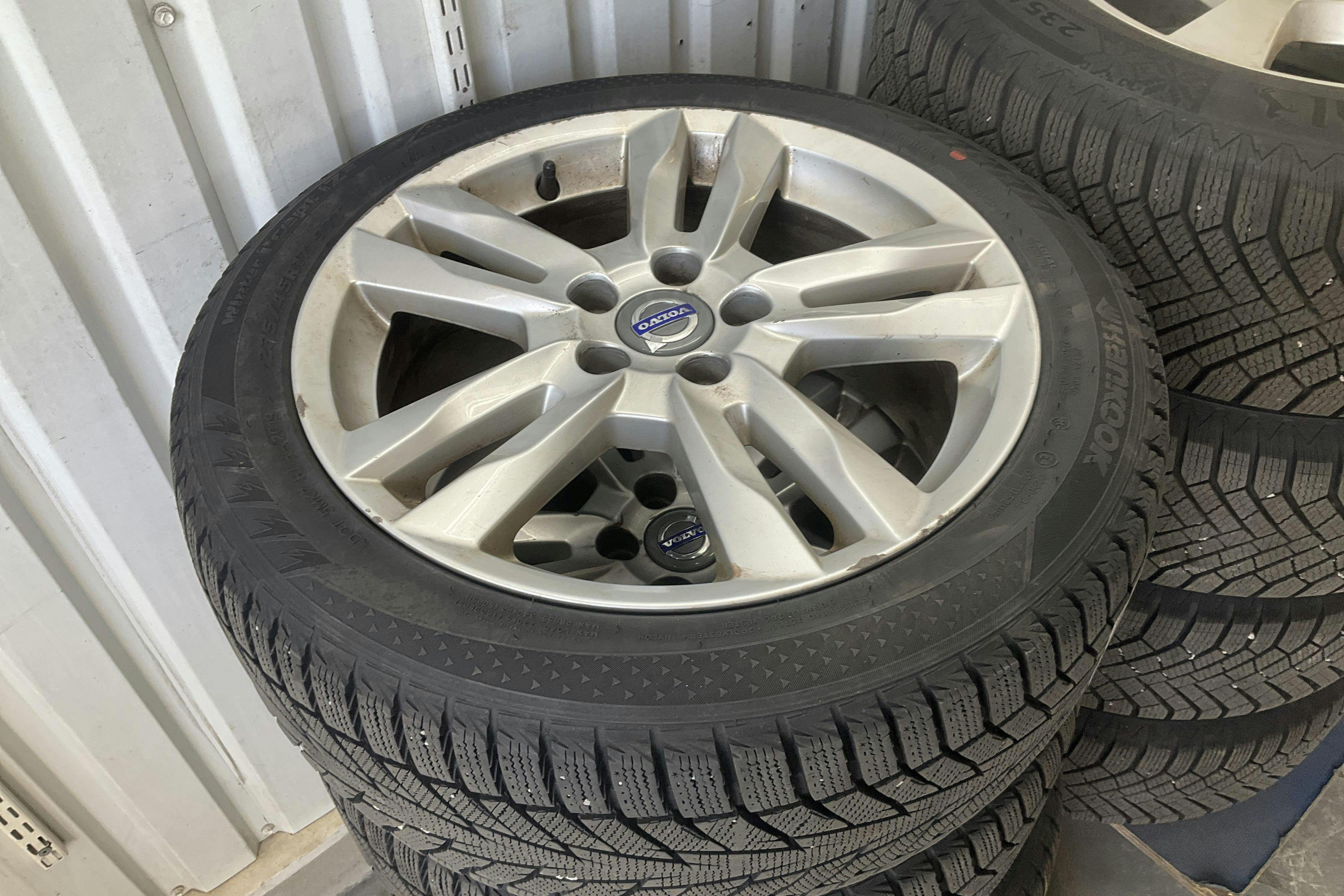 Vehicle Image 13