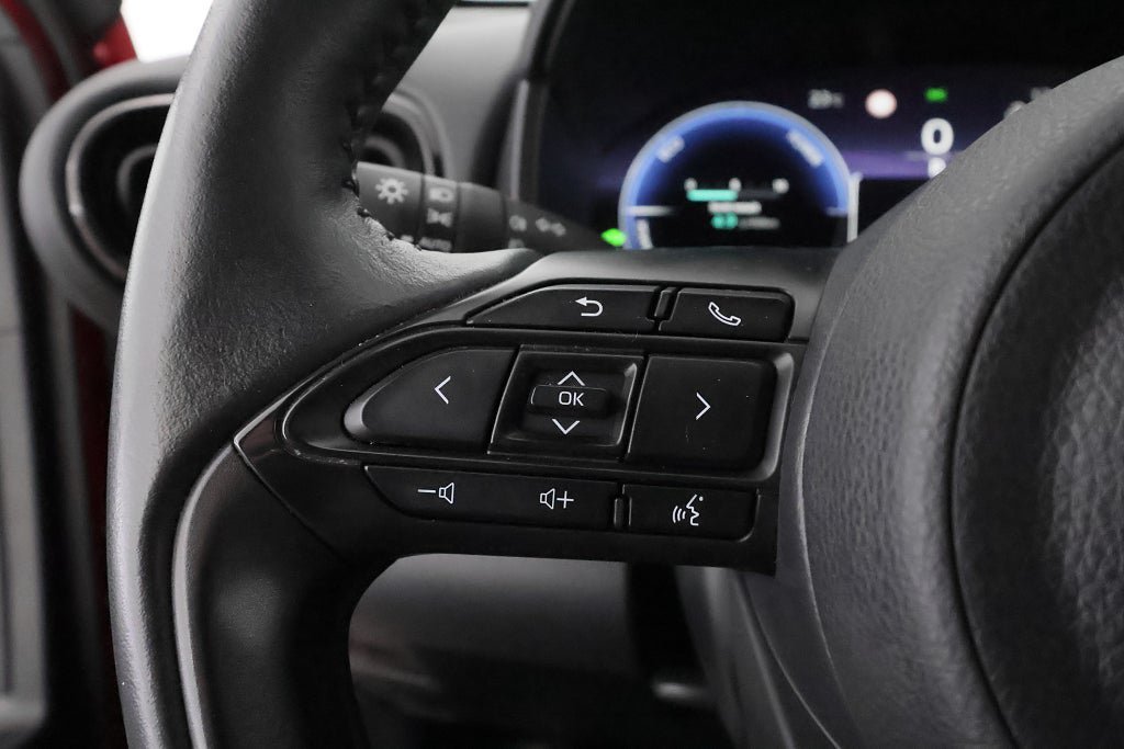 Vehicle Image 22