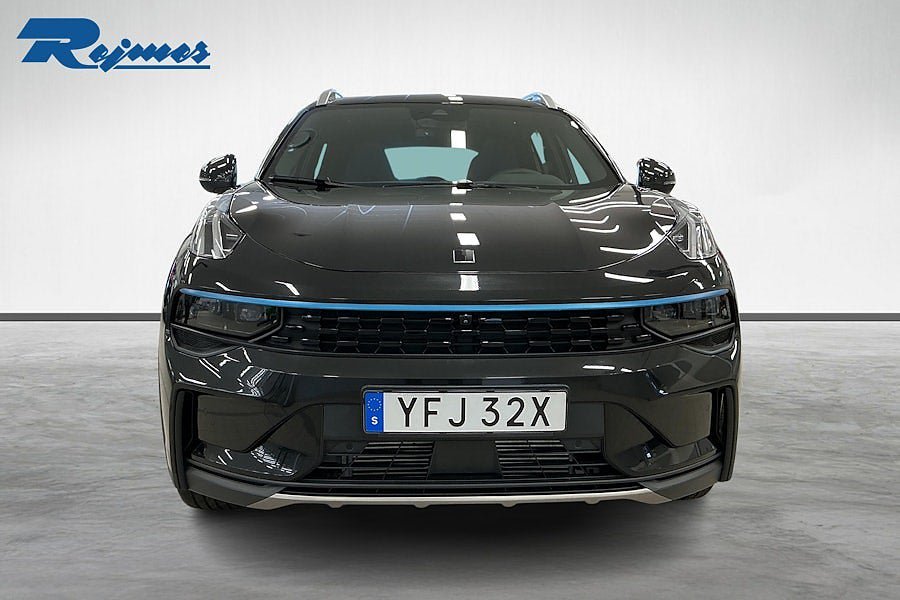 Vehicle Image 7