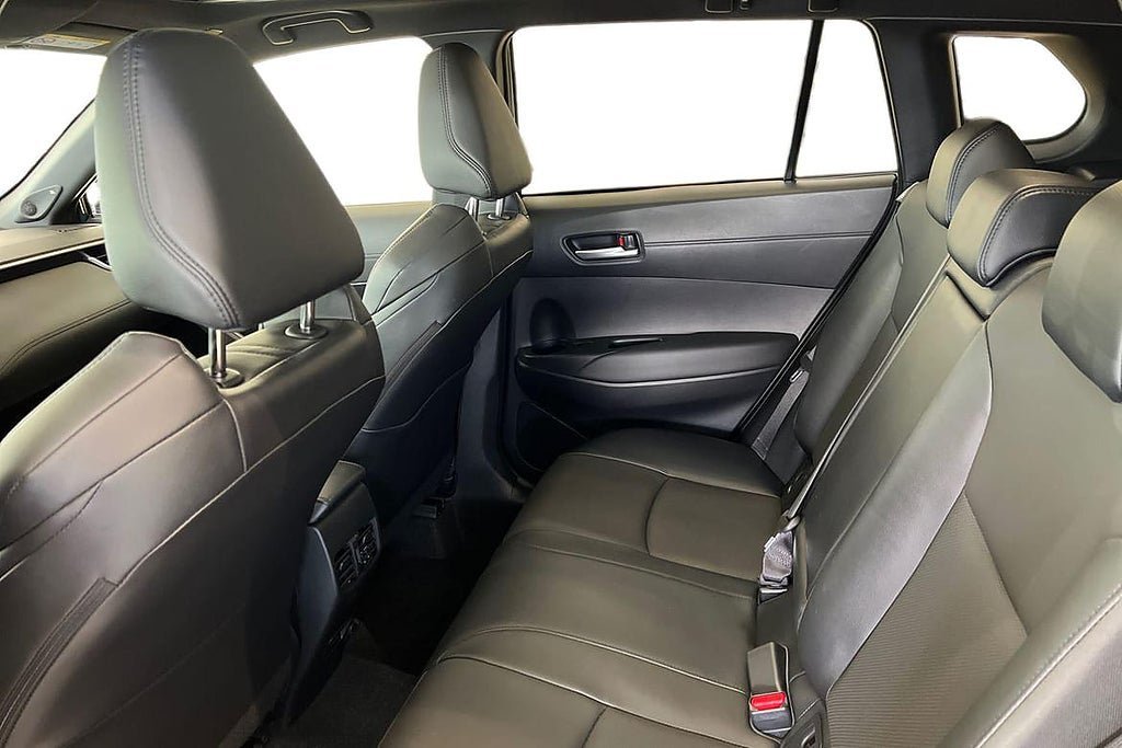 Vehicle Image 11