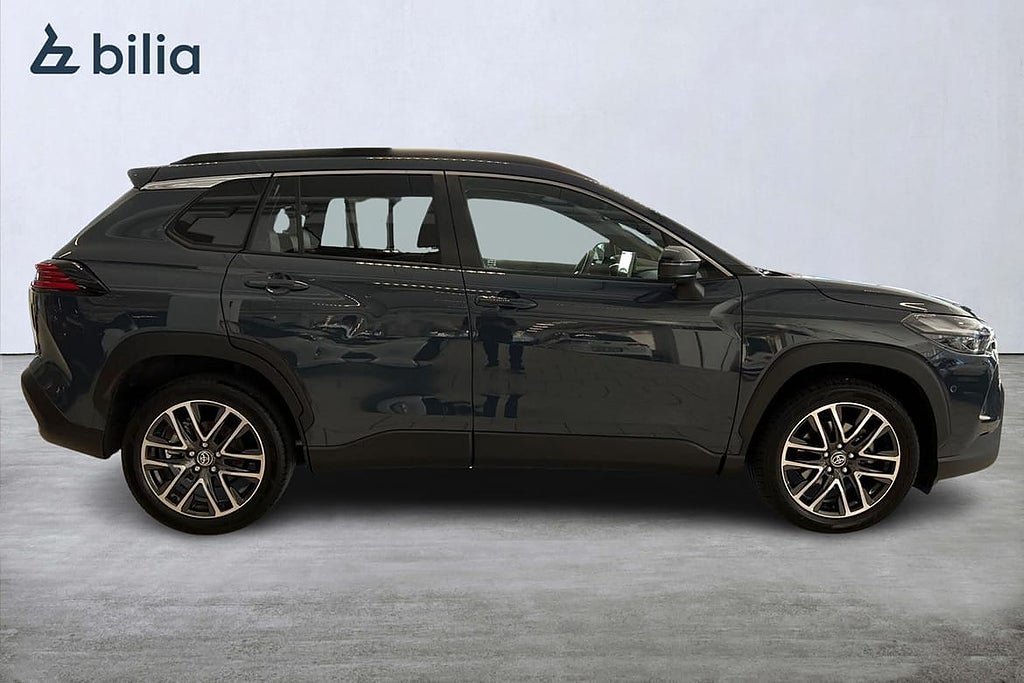 Vehicle Image 16