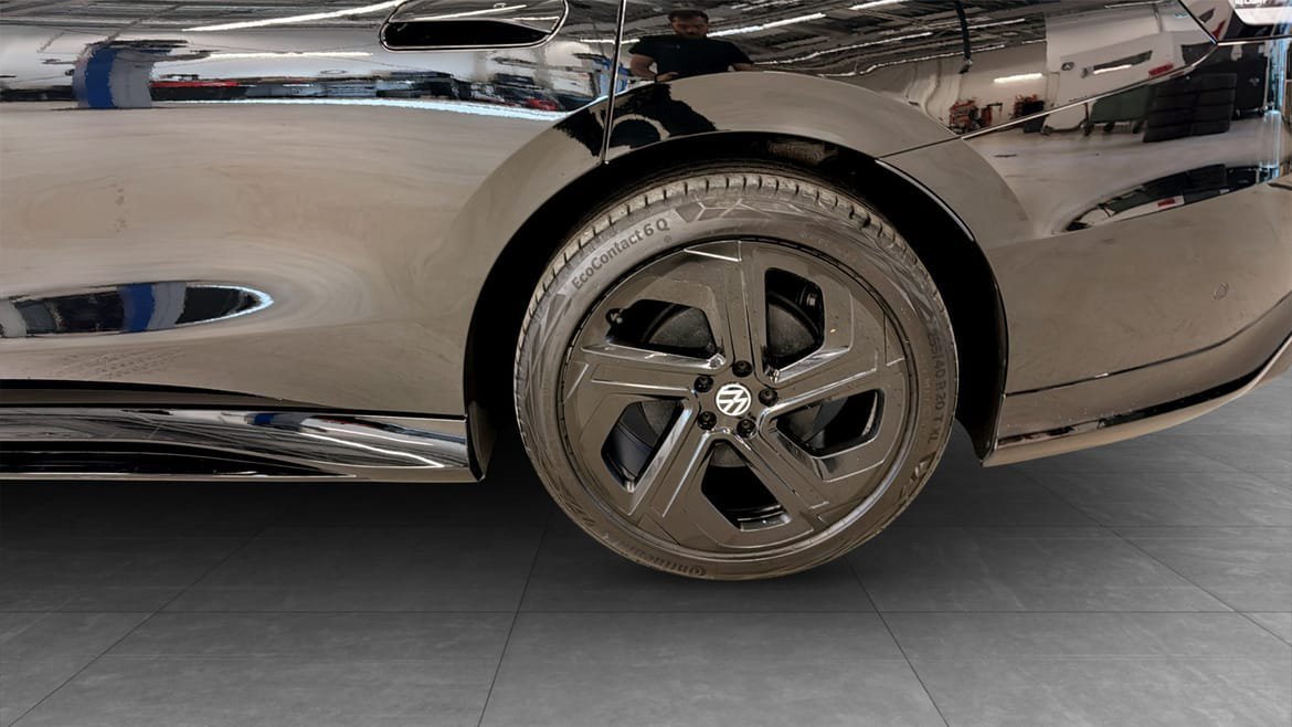 Vehicle Image 6