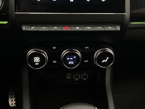 Vehicle Image 26