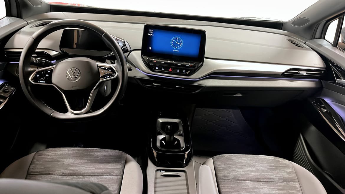 Vehicle Image 10