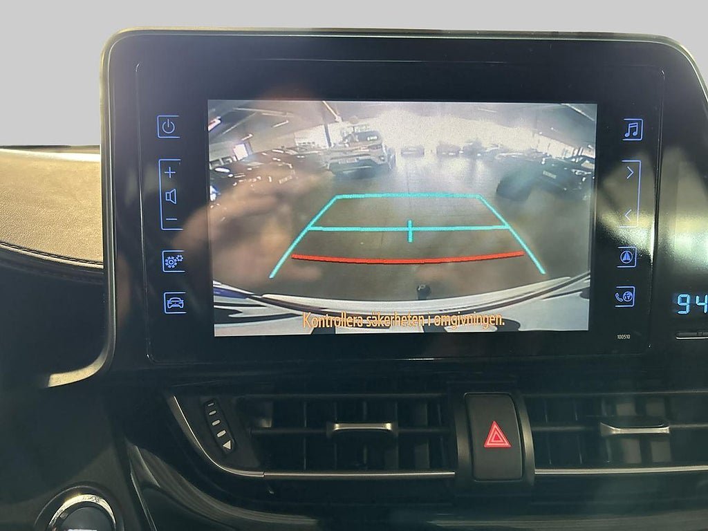 Vehicle Image 17