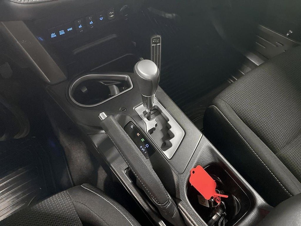Vehicle Image 18