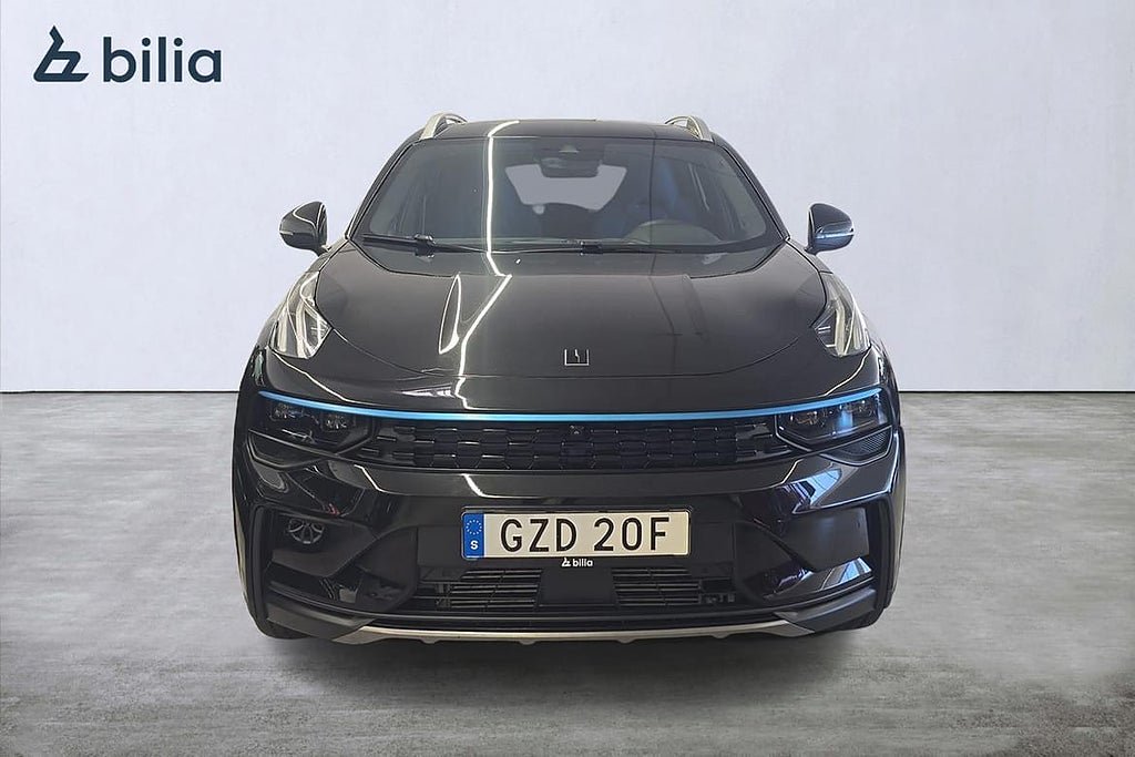 Vehicle Image 6