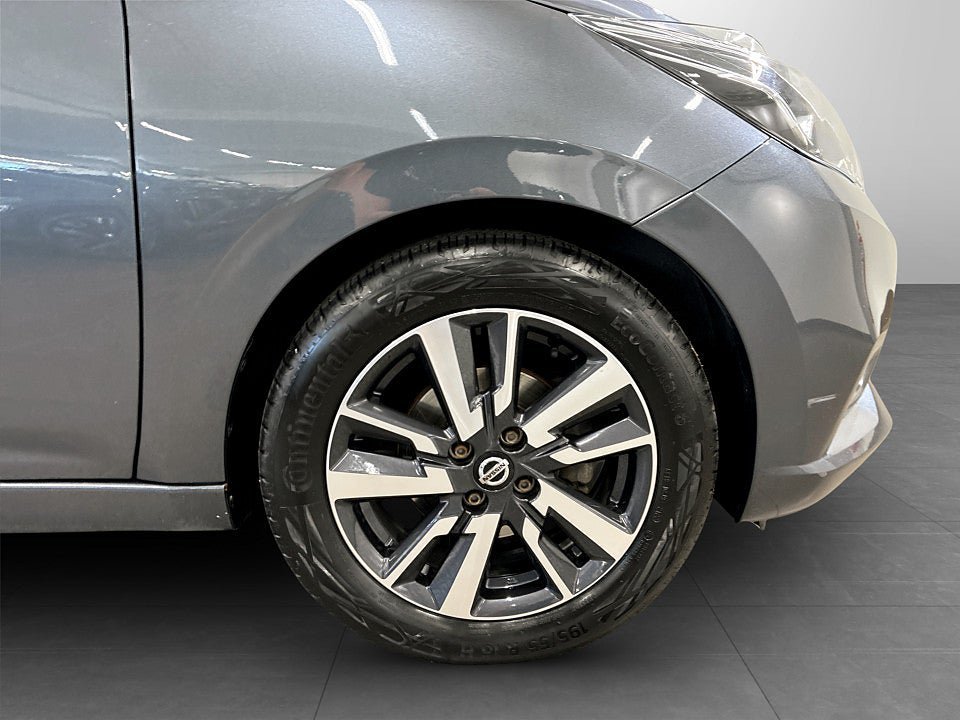 Vehicle Image 14