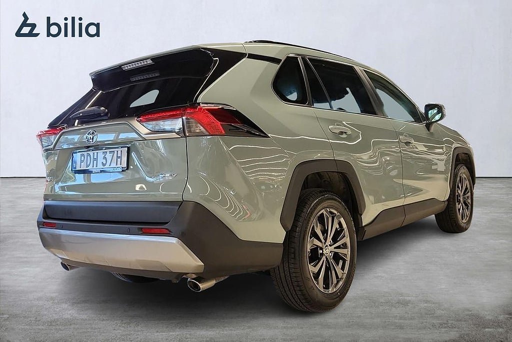 Vehicle Image 18