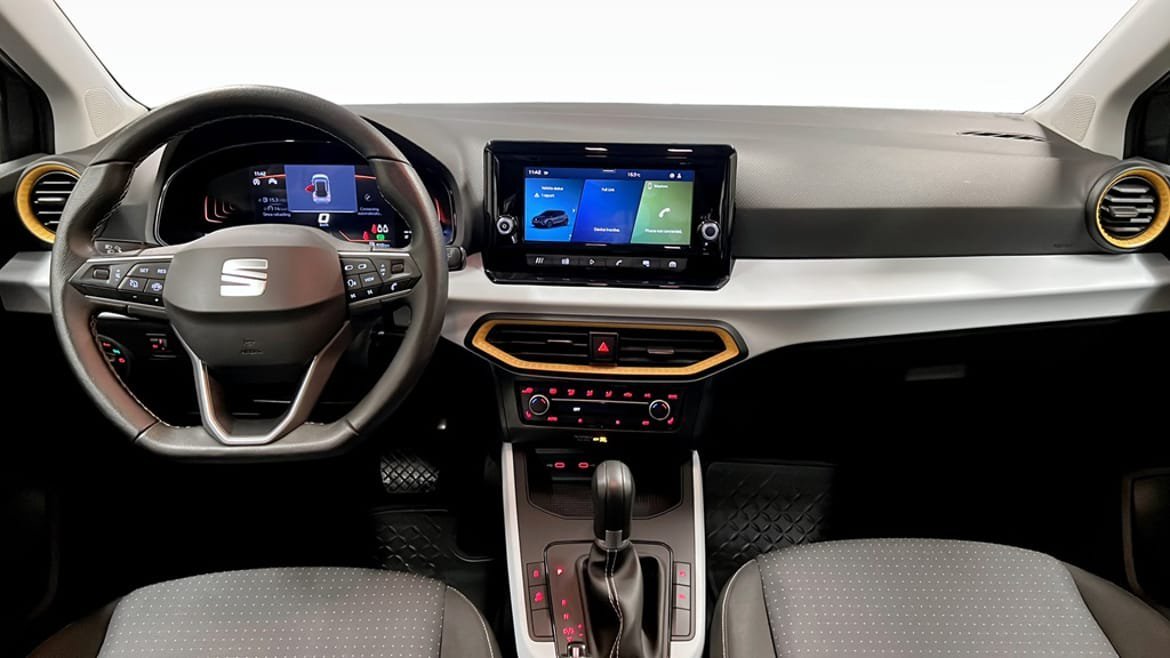 Vehicle Image 10