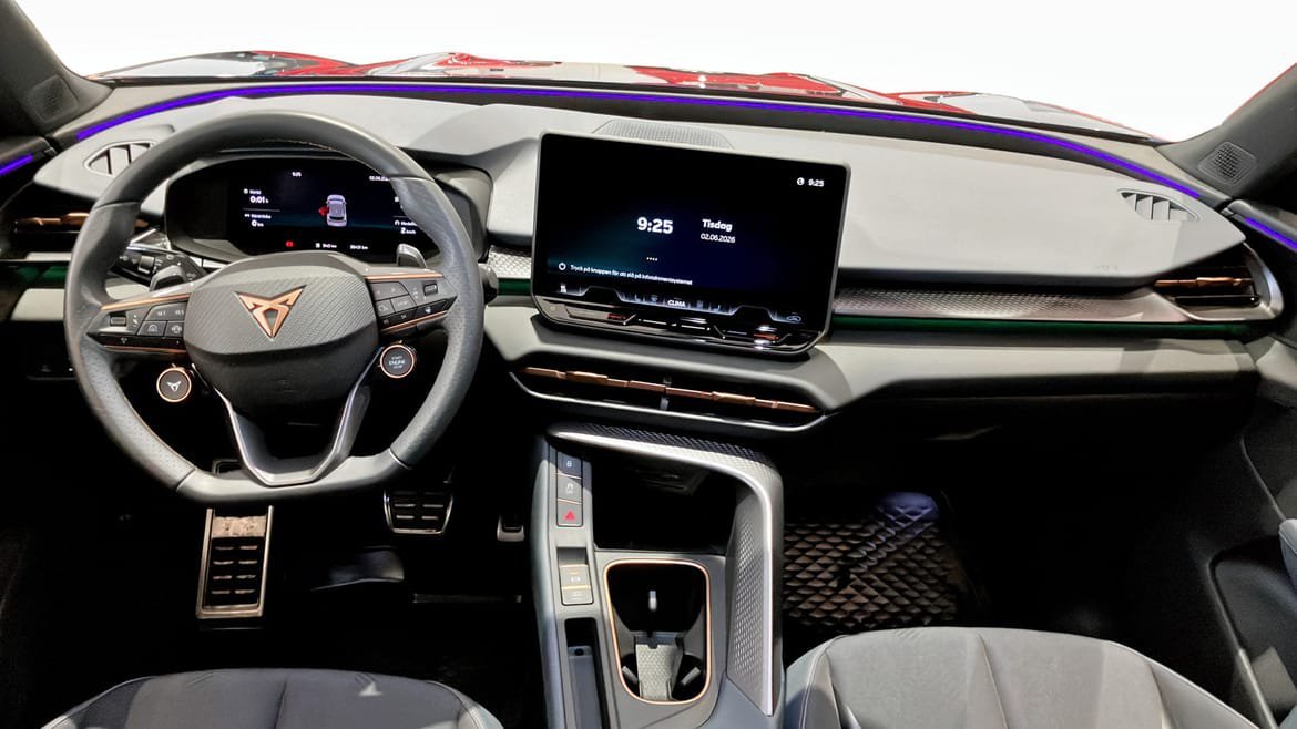 Vehicle Image 10