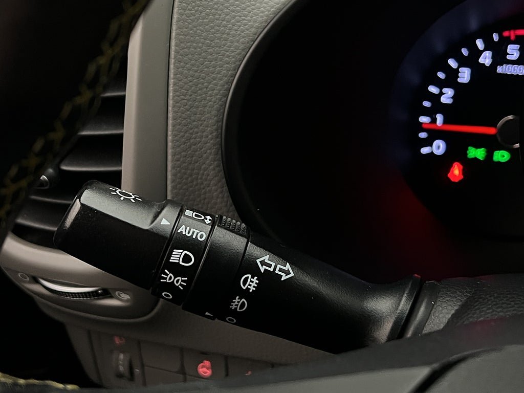 Vehicle Image 23