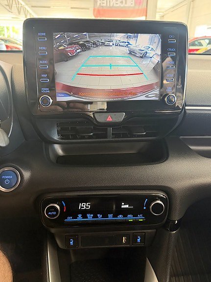 Vehicle Image 20
