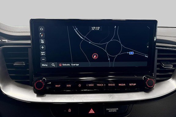Vehicle Image 17