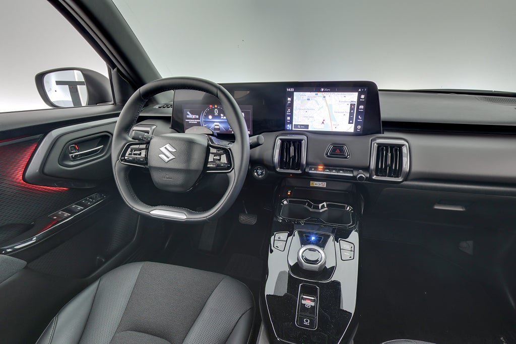 Vehicle Image 12